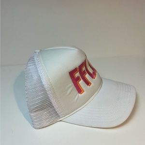 Fairfield FFLD trucker hat